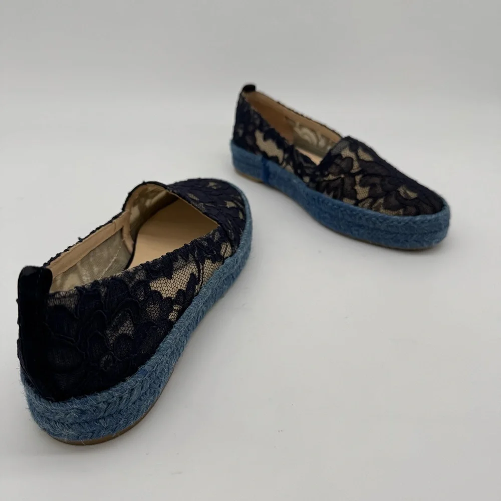 Stuart Weitzman Meshuga Navy Blue Floral Lace Espadrille Flats Size 5.5-6